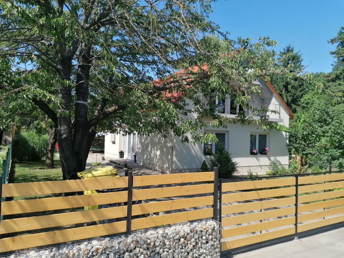 Angela Haz Apartment Balatonbereny Exterior photo
